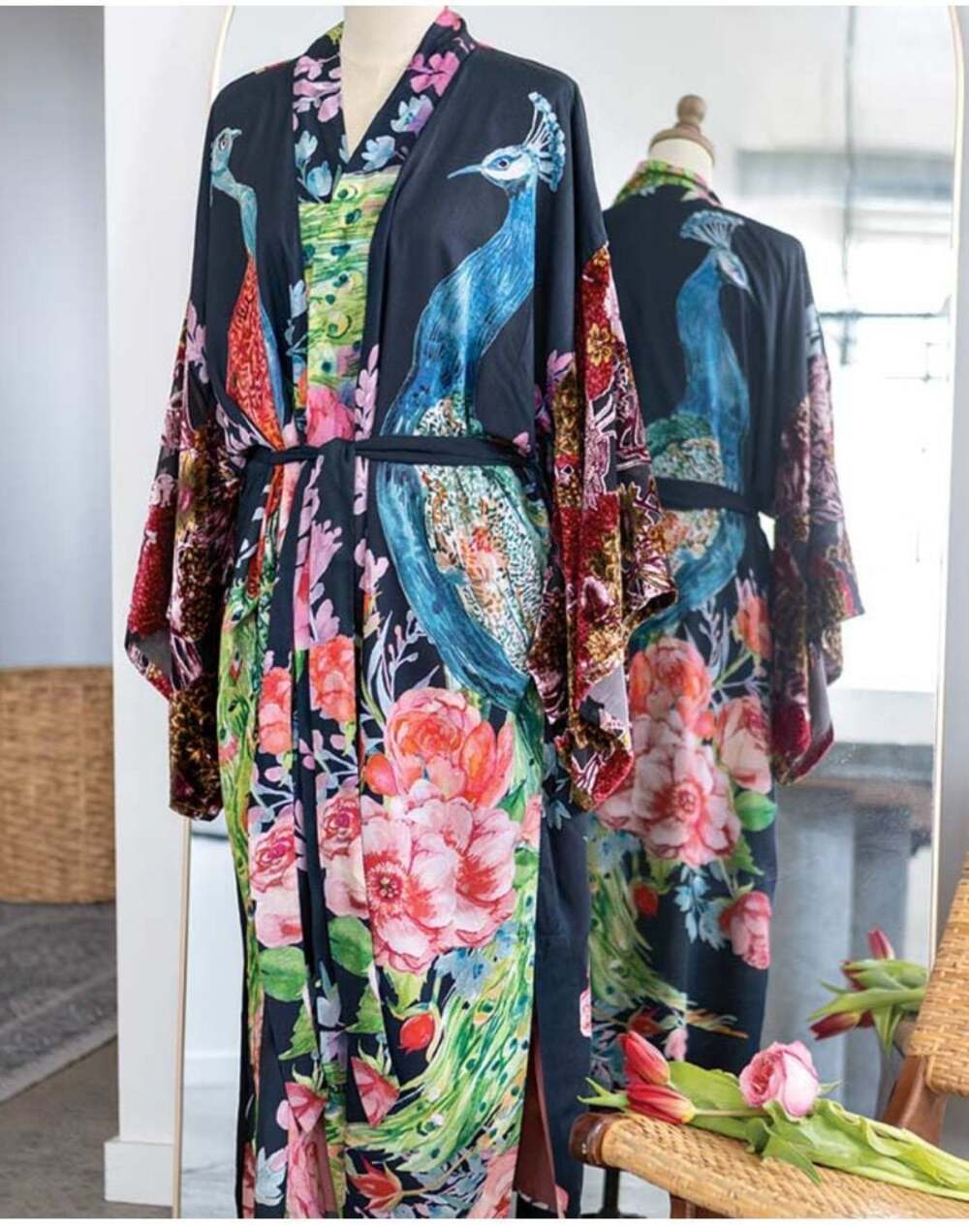 71 Aratta Midnight Peacock Kimono